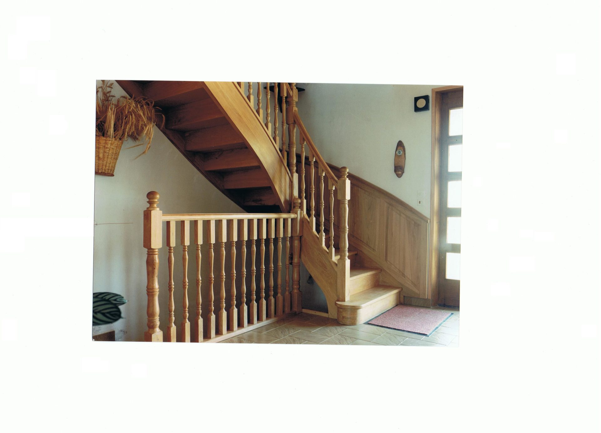 Escalier en bois et rambarde en bois